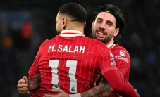 Liverpool Dekati Gelar...