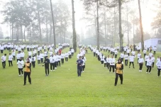 Kemendagri Diminta Jatuhkan...