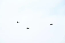 Jet Tempur Israel Bombardir...