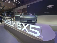 Geely EX5 Catat Lebih...