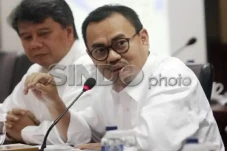 Dugaan Korupsi Pertamina,...