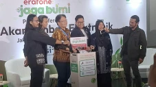 Erafone Sediakan Fasilitas...