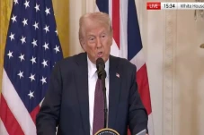 Trump Puji Zelensky...