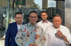 Buku Dunia Hantu Digul...