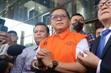 Sidang Perdana Gugatan...