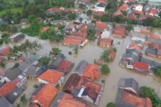 3 Hari Banjir Rendam...