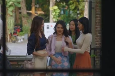 Davina Karamoy Punya...