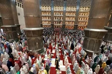5 Negara dengan Umat...