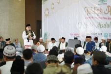 Adityawarman Adil Hadiri...