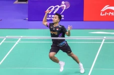 Anthony Ginting Mundur...