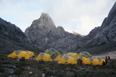 Mengenal Yellow Valley...