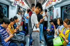 Ekonomi China Melambat,...