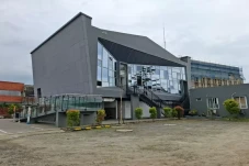 Mengenal Masjid Salman...