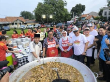 Bobon Santoso dan Alfamart...