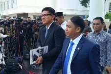 DPR Minta Menhut Raja...