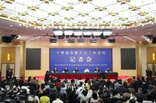 China: Makin Merajalela...
