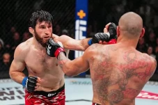 Magomed Ankalaev Hancurkan...