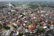 2 Warga Bekasi Tewas...