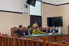 Sidang Praperadilan,...