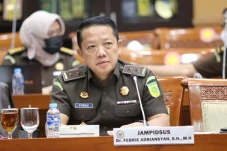 Sosok Febrie Adriansyah,...