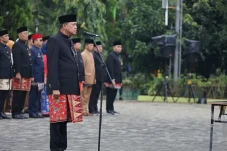 Wali Kota Bekasi dan...