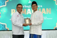 Berbagi Cahaya Ramadan:...