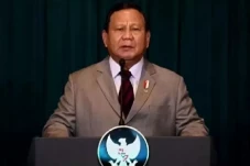 Presiden Prabowo Umumkan...