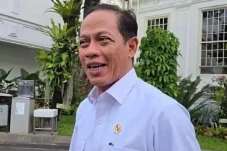 30 Bangunan di Puncak...