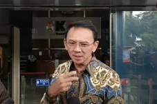 Ahok Siap Hadir Penuhi...