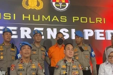 Eks Kapolres Ngada Jadi...