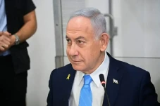 Netanyahu Marah Luar...