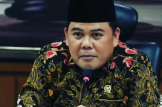 DPR Dukung Menko Zulhas...