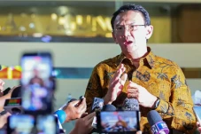 8 Jam Diperiksa Kejagung,...