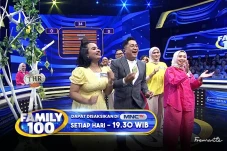 Irfan Hakim Bagi-bagi...