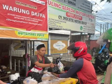 Alfamart, WINGS Group,...