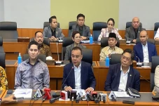 Pembahasan RUU TNI Ngebut...