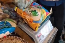 Beras Kemasan 5 Kg Tak...