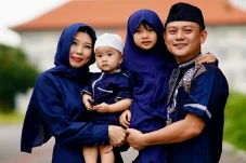 Perbandingan Sikap Istri...