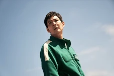 Lee Jung Jae Geser Posisi...