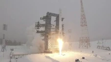 Roket Rusia Angara-1.2...