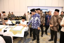 Libatkan 365 Kaligrafer,...