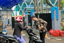 Gelar Jumat Berkah,...
