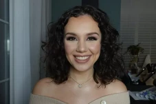 3 Potret Cantik Marina...