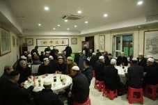 Menilik Aktivitas Umat...