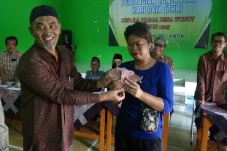 Rezeki Jelang Lebaran,...