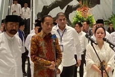 Buka Puasa Bersama,...