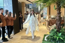 Gandeng HighEnd, Natswear...