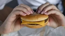 Ukraina Gunakan McDonalds...