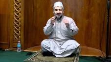 Siapa Ismet Akcin? Imam...