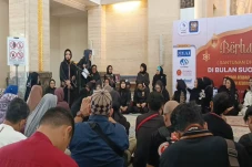 Iwapi Bagikan 2.000...